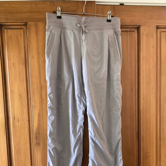 LULULEMON — Dance Studio mid-rise pant - Picture 2 of 6